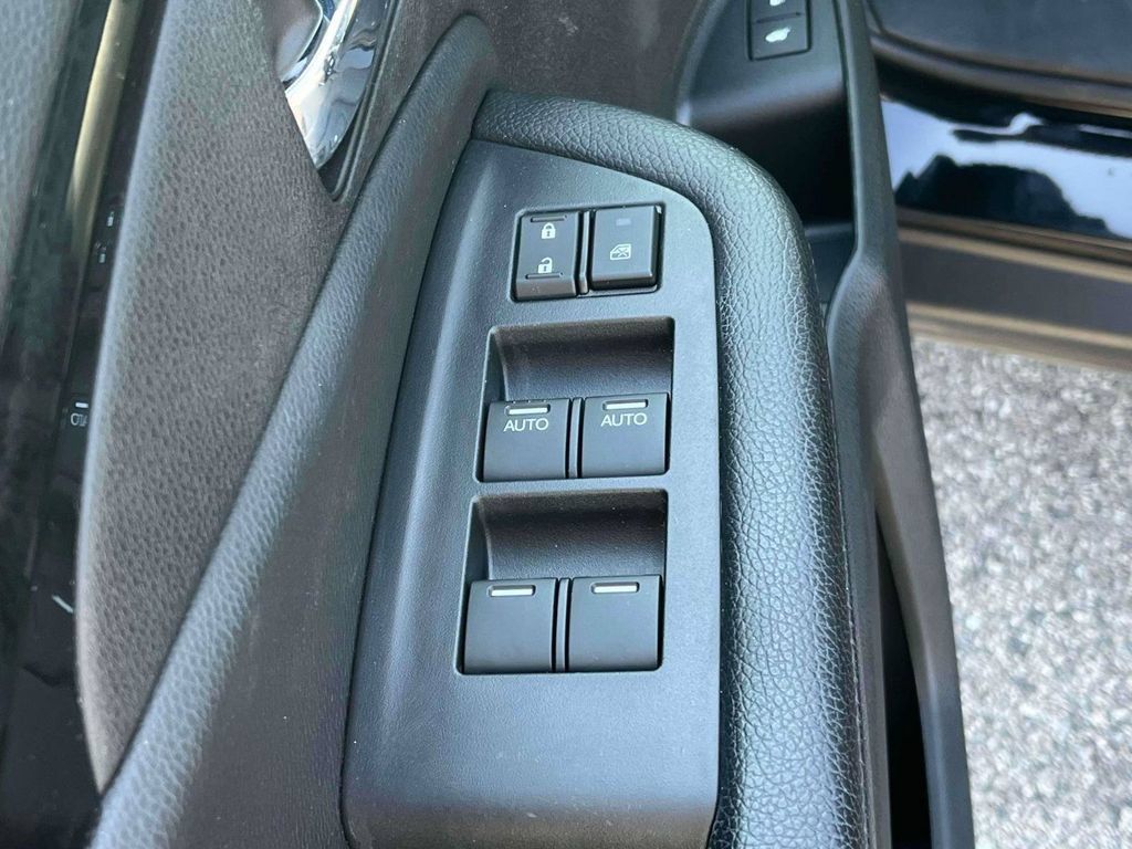 Used 2019 Honda Pilot Elite image 15