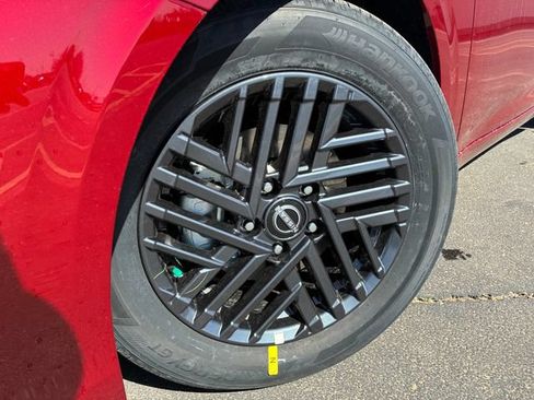 New 2026 Nissan Sentra SV w/ SV Convenience Package FWD image 10