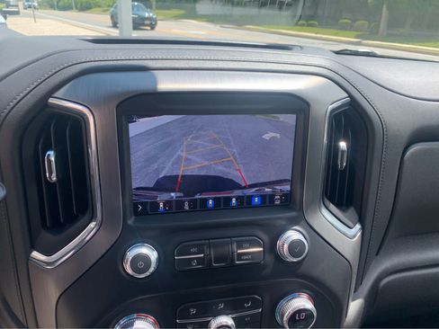Used 2021 GMC Sierra 3500 Denali w/ Denali Black Diamond Edition AWD/4WD image 17