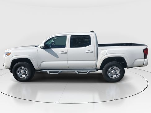 Used 2023 Toyota Tacoma SR5 image 6