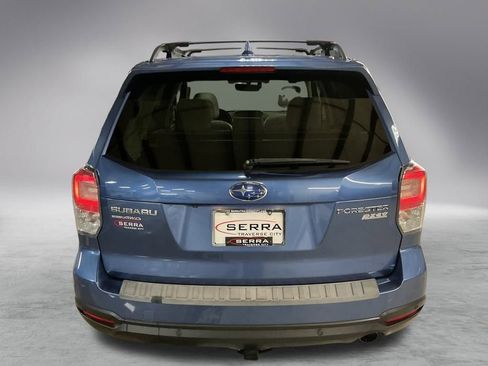 Used 2017 Subaru Forester 2.5i Limited image 4