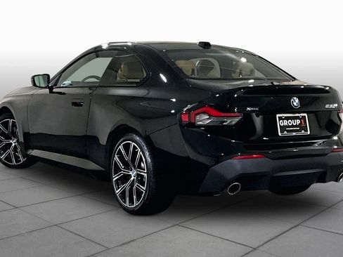 Used 2023 BMW 230i xDrive Coupe w/ Premium Package AWD/4WD image 11