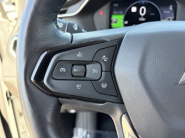 Used 2023 Chevrolet Bolt EUV Premier w/ Sun & Sound Package FWD image 8