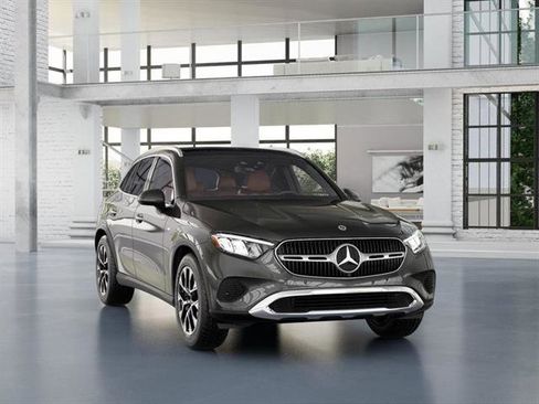 New 2026 Mercedes-Benz GLC 350e 4MATIC image 9