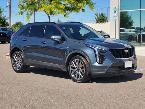 Used 2021 Cadillac XT4 Sport FWD image 3
