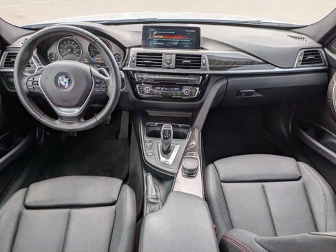 Used 2017 BMW 330i Sedan image 18