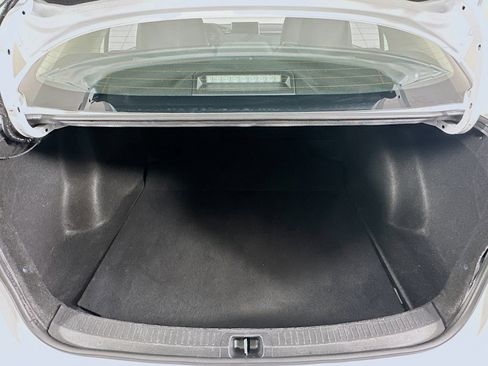 Used 2024 Toyota Corolla LE image 27