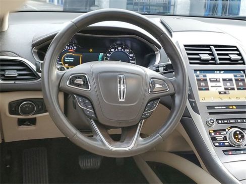 Used 2017 Lincoln MKZ Select w/ Select Plus Package image 11