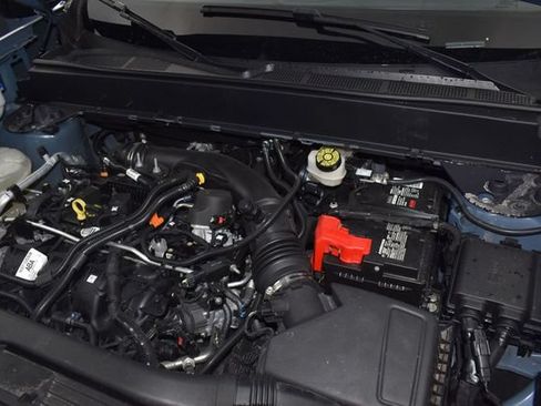 Used 2024 Ford Maverick Tremor w/ Tremor Off-Road Package AWD/4WD image 13