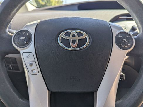 Used 2011 Toyota Prius image 19