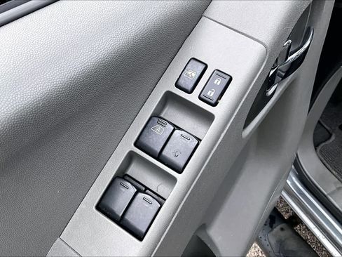 Used 2019 Nissan Frontier SV image 34