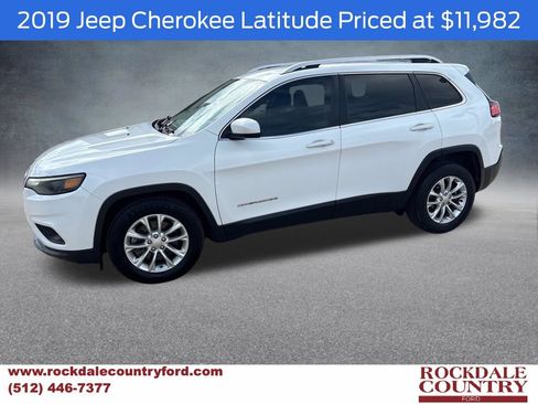 Used 2019 Jeep Cherokee Latitude w/ Popular Appearance Group FWD image 1