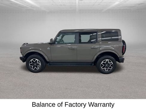 Used 2025 Ford Bronco Outer Banks AWD/4WD image 8