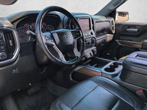 Used 2019 Chevrolet Silverado 1500 LT Trail Boss AWD/4WD image 13