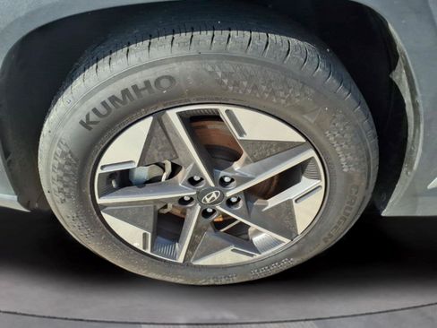 Used 2025 Hyundai Tucson SEL FWD image 12