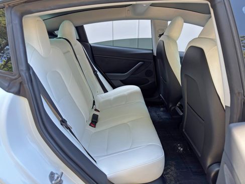 Used 2023 Tesla Model 3 Standard Range RWD image 41