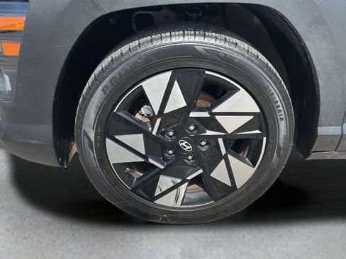 Used 2025 Hyundai Kona SEL FWD image 27