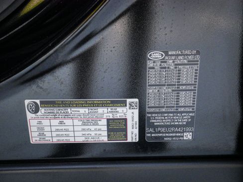 Used 2024 Land Rover Range Rover Sport SE AWD/4WD image 35