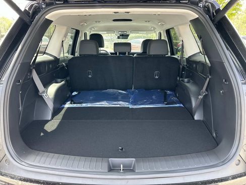 New 2026 Hyundai Palisade FWD Hybrid image 13