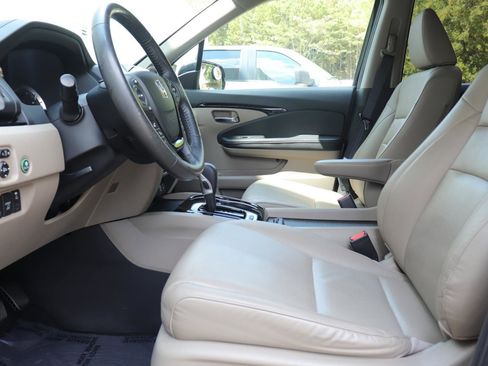 Used 2019 Honda Ridgeline RTL-E image 14