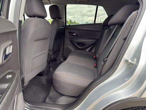 Used 2020 Chevrolet Trax LS w/ Tint and Cruise Package FWD image 27