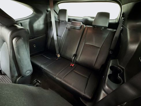 Certified 2025 Toyota Highlander XSE image 23