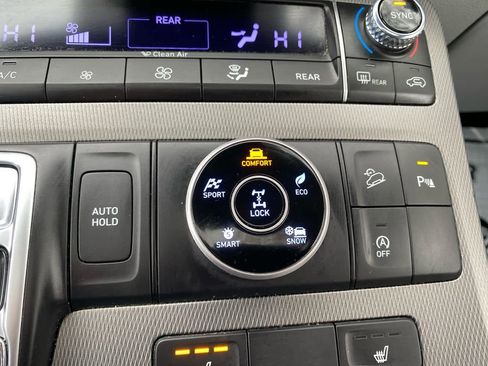 Used 2021 Hyundai Palisade SEL w/ Convenience Package image 19