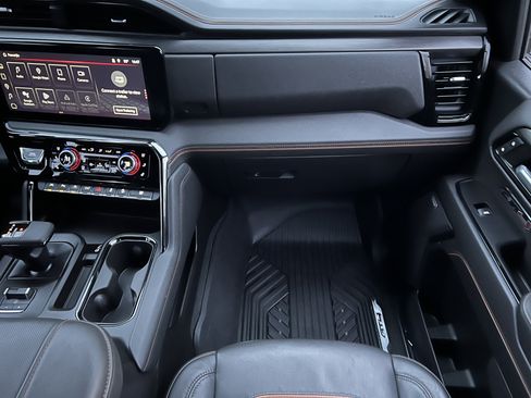 Used 2023 GMC Sierra 1500 AT4 w/ AT4 Premium Package image 33