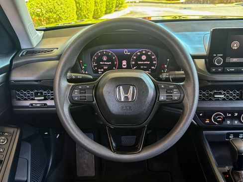 Used 2024 Honda Accord EX image 16