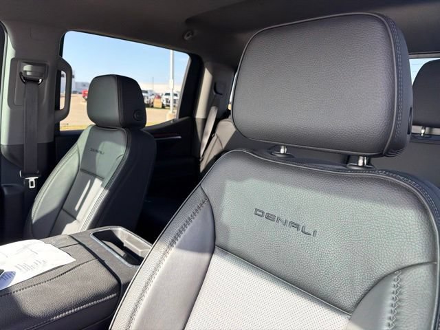 Used 2025 GMC Sierra 1500 Denali AWD/4WD image 14