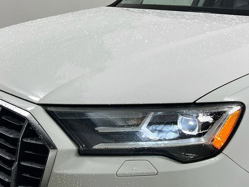 Used 2021 Audi Q7 3.0T Premium Plus image 11