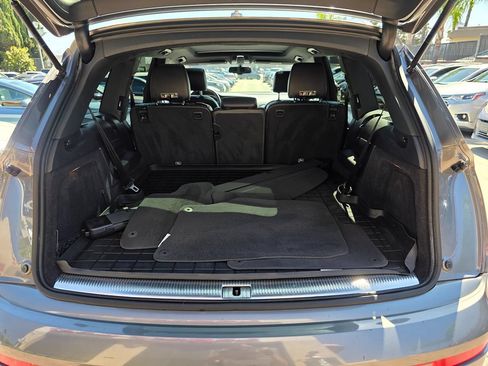 Used 2013 Audi Q7 3.0T S line Prestige w/ S Line Pkg AWD/4WD image 19