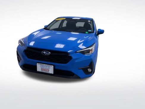 Used 2024 Subaru Impreza 2.0i Sport image 3