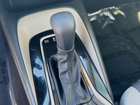 Used 2025 Toyota Corolla LE image 15