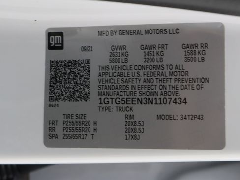 Used 2022 GMC Canyon Denali RWD image 41