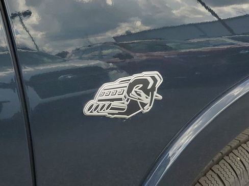 New 2026 RAM 1500 Laramie AWD/4WD image 8