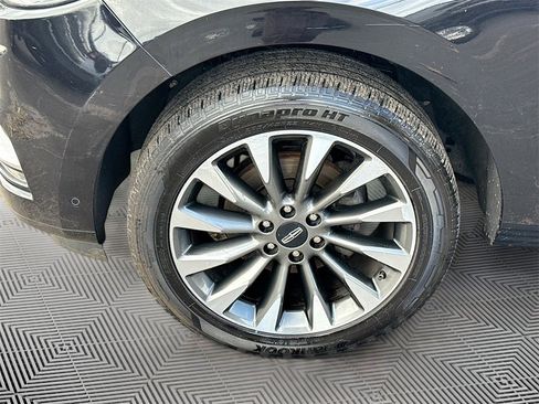 Used 2021 Lincoln Navigator Reserve image 36