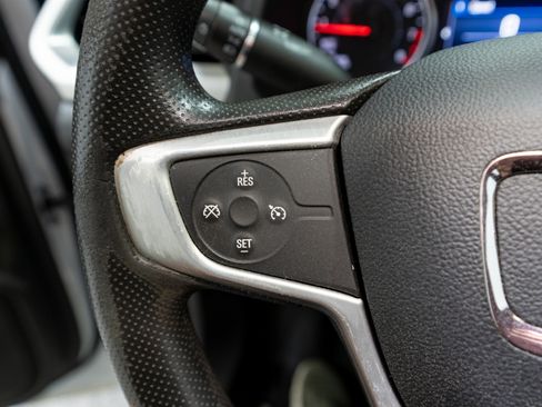 Used 2021 GMC Acadia SLE w/ Elevation Edition image 25