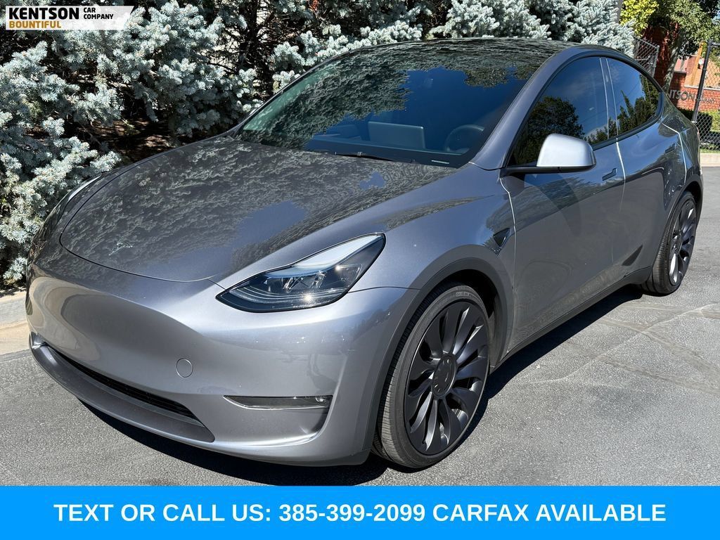 Used 2025 Tesla Model Y Performance AWD/4WD image 3