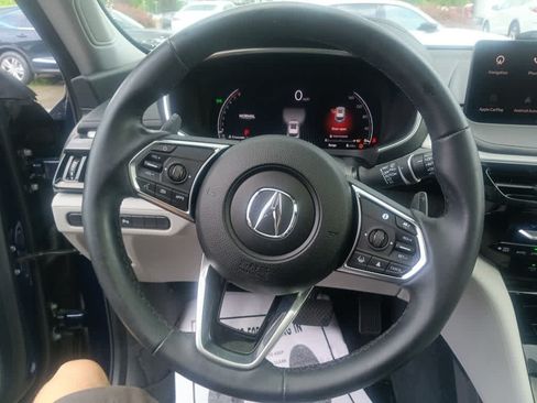 Used 2024 Acura MDX SH-AWD w/ Technology Package image 11