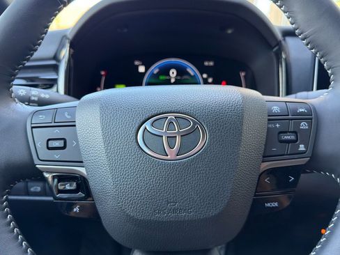 Used 2026 Toyota Camry SE w/ Multimedia Upgrade Package FWD image 23