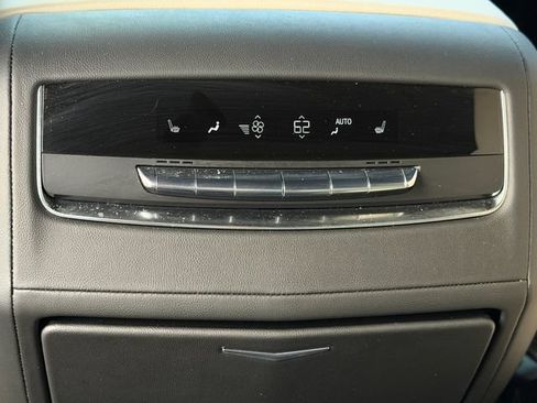 Used 2023 Cadillac Escalade Sport w/ LPO, ONYX Package AWD/4WD image 14