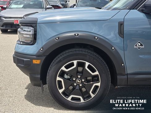 Used 2023 Ford Bronco Sport Outer Banks w/ Tech Package AWD/4WD image 6