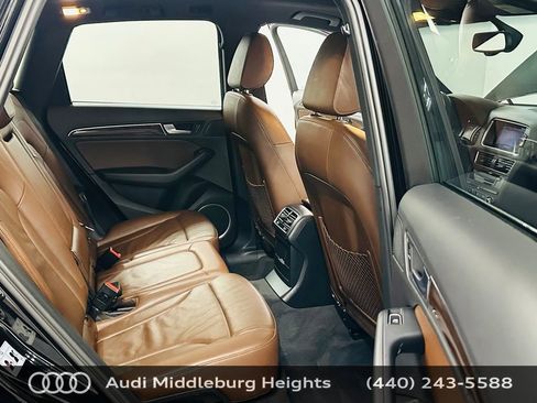 Used 2017 Audi Q5 2.0T Premium Plus w/ Technology Package image 29