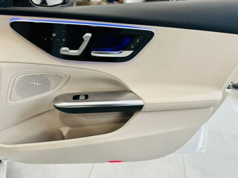 Used 2023 Mercedes-Benz C 300 4MATIC Sedan image 18