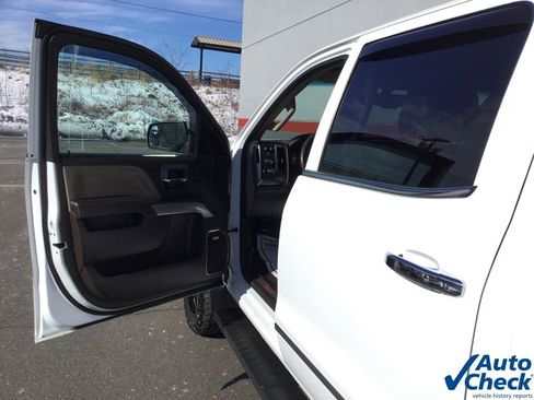 Used 2016 Chevrolet Silverado 2500 LTZ w/ LTZ Plus Package image 26