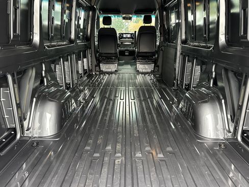 New 2026 Mercedes-Benz Sprinter 2500 image 15