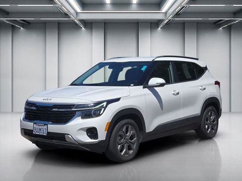 Certified 2024 Kia Seltos S FWD image 8