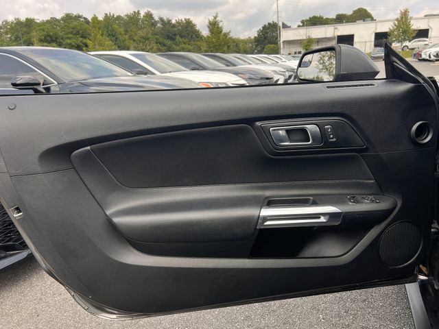 Used 2019 Ford Mustang Coupe RWD image 10