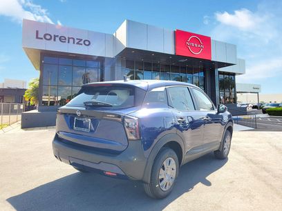 New 2026 Nissan Kicks S
